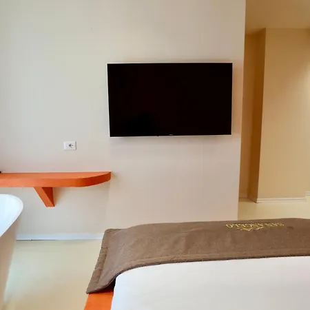 San Angelo Luxury - Adults Only 